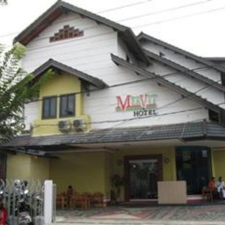 Mervit Hotel Padang  Luaran gambar
